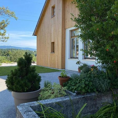 Mala Kmetija Acomodação com café da manhã Slovenske Konjice Exterior foto