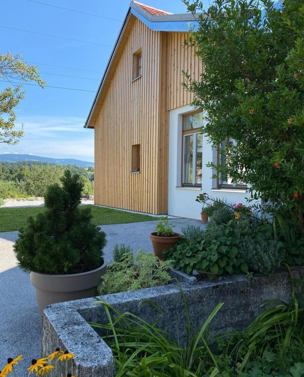 Mala Kmetija Acomodação com café da manhã Slovenske Konjice Exterior foto