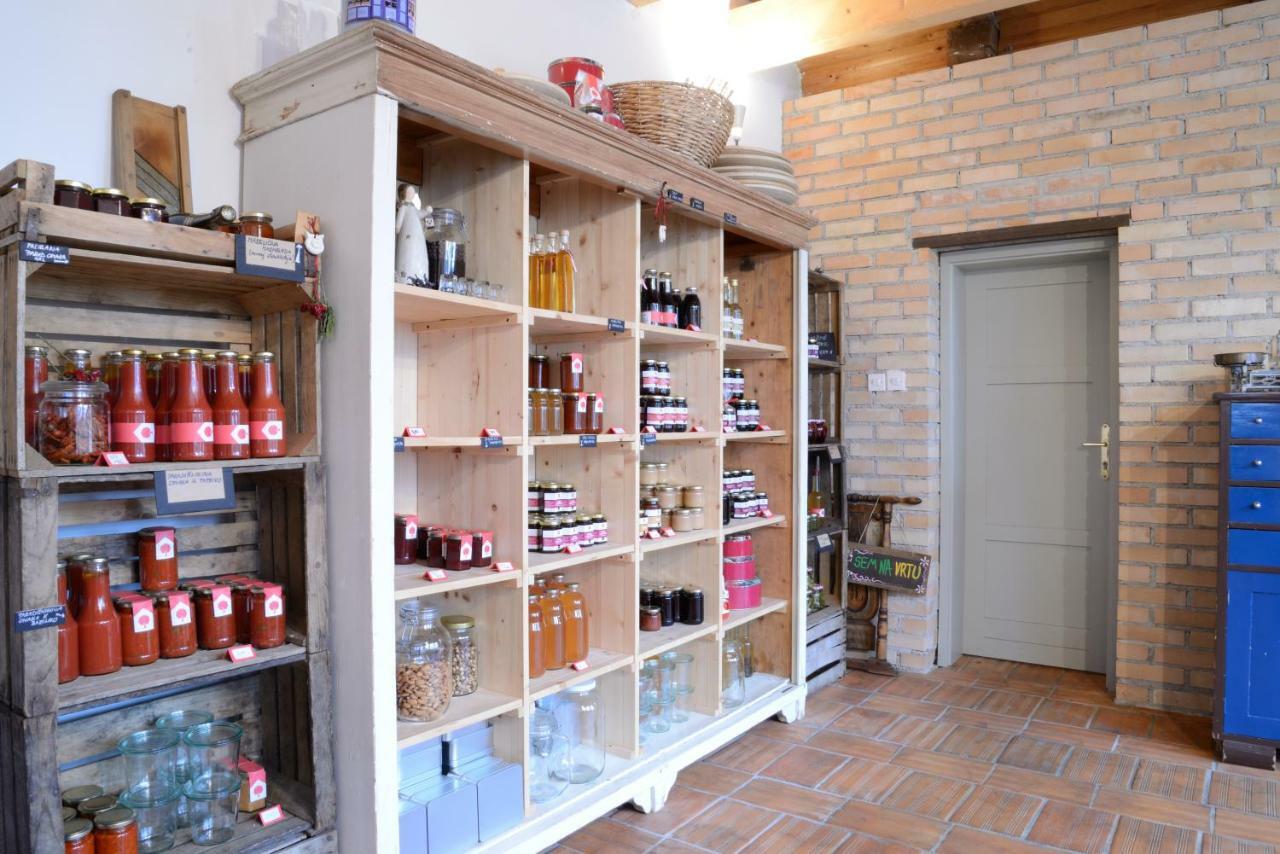Mala Kmetija Acomodação com café da manhã Slovenske Konjice Exterior foto